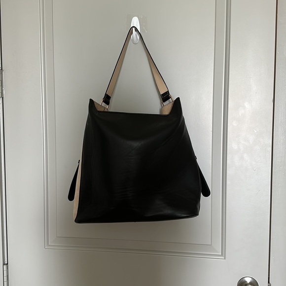 Great condition faux suede and faux leather, H&M shoulder bag, tan and black - Picture 4 of 7